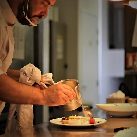 Chateau Des Reynats Отель