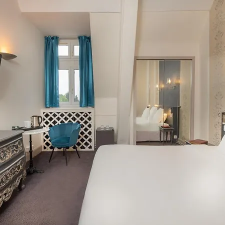Chateau Des Reynats Szálloda 4*