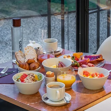 Chateau Des Reynats Отель 4*