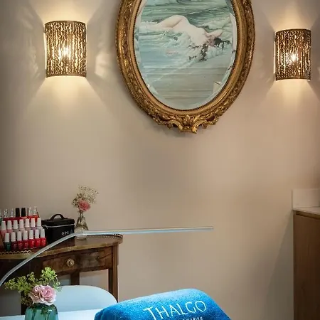 L'orangerie Du Château Des Reynats Chancelade