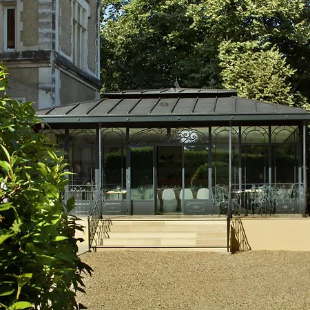 Отель Chateau Des Reynats 4*