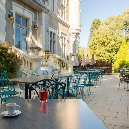L'orangerie Du Château Des Reynats Chancelade