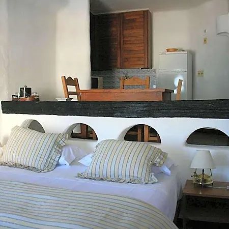 Chateau Des Reynats 4* 샹슬라드