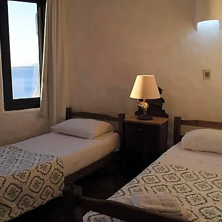Chateau Des Reynats Hotel