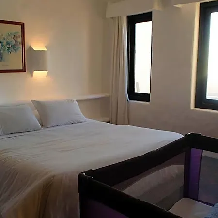 Chateau Des Reynats 호텔 샹슬라드