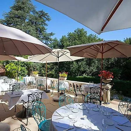 Chateau Des Reynats Hotel 4*