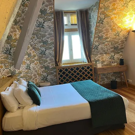 Отель Chateau Des Reynats Шанселад