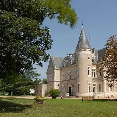 Hotel L'orangerie Du Château Des Reynats 4*