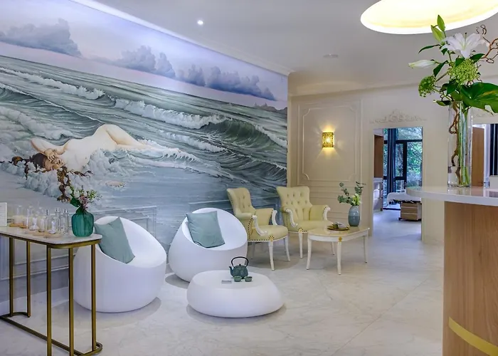 Chateau Des Reynats Hotel