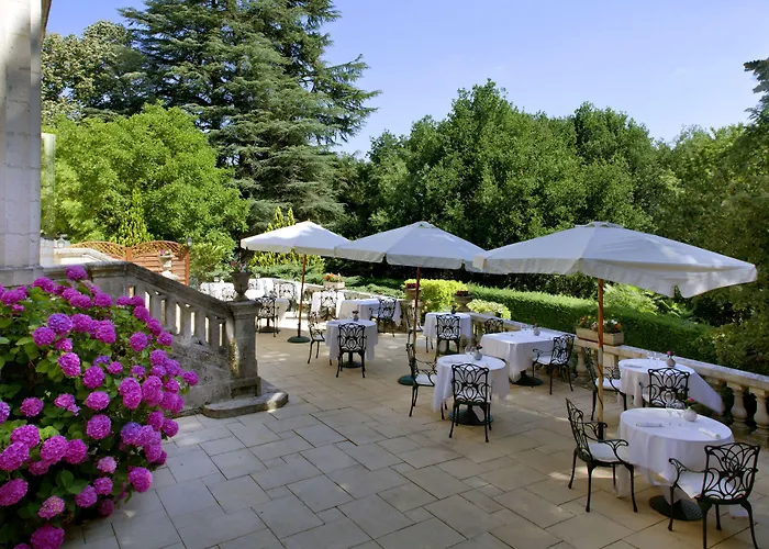 Chateau Des Reynats Hotel 4*