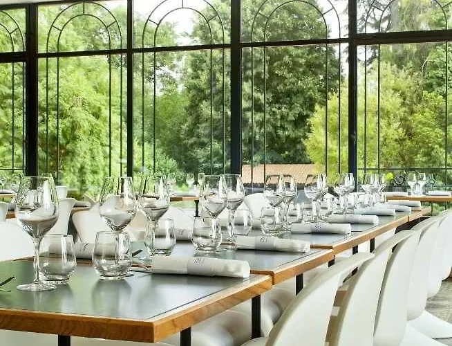 Chateau Des Reynats Hotel